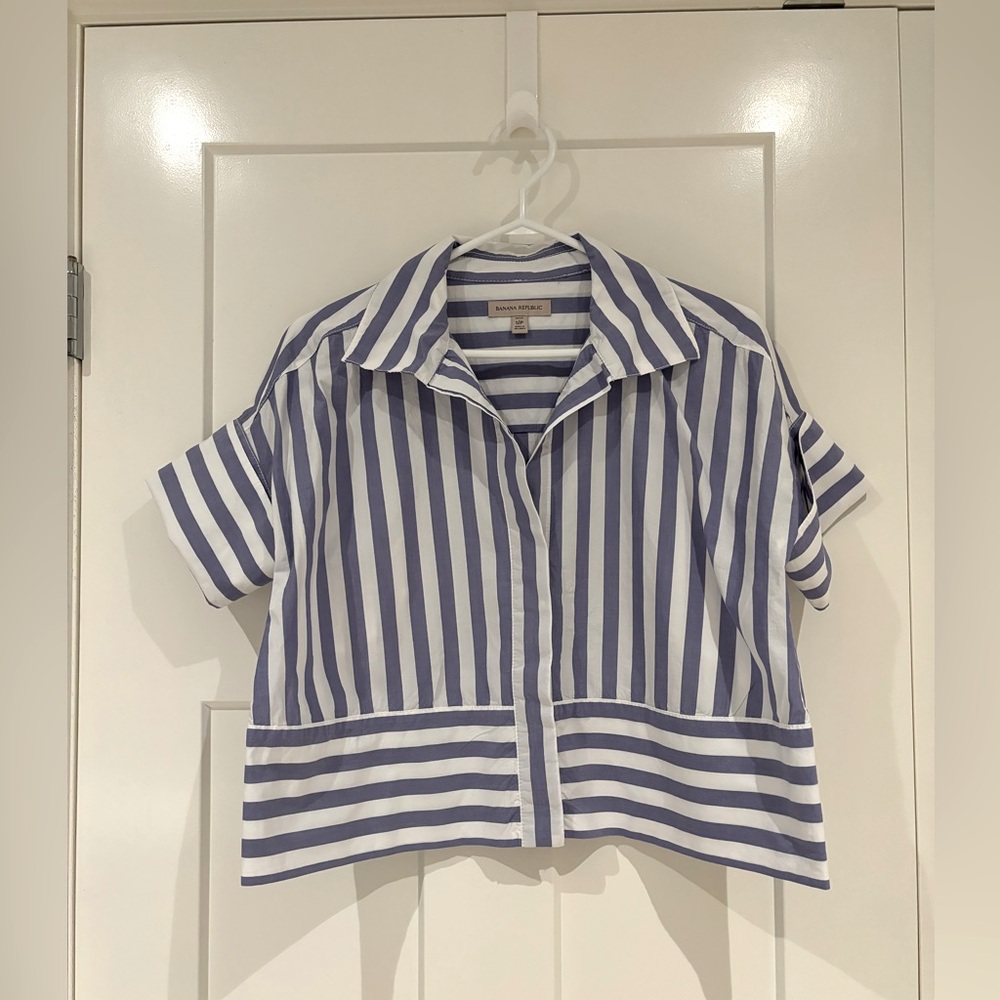 🌸4 for 15$🌸 Banana Republic Laurel French-cuff shirt